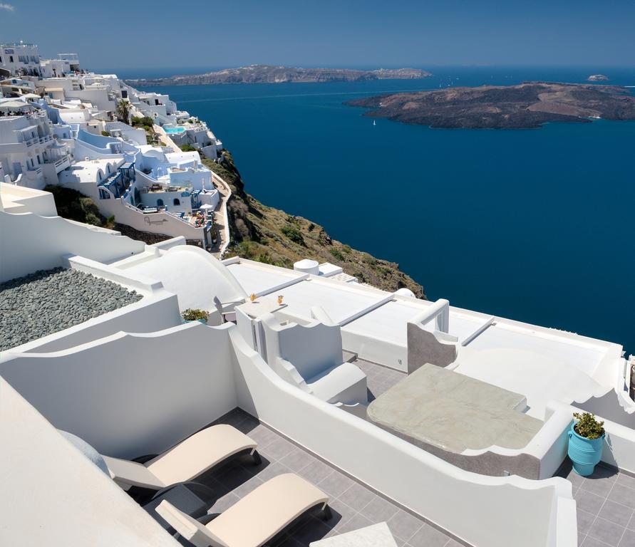 Remvi Suites Firostefani Rum bild